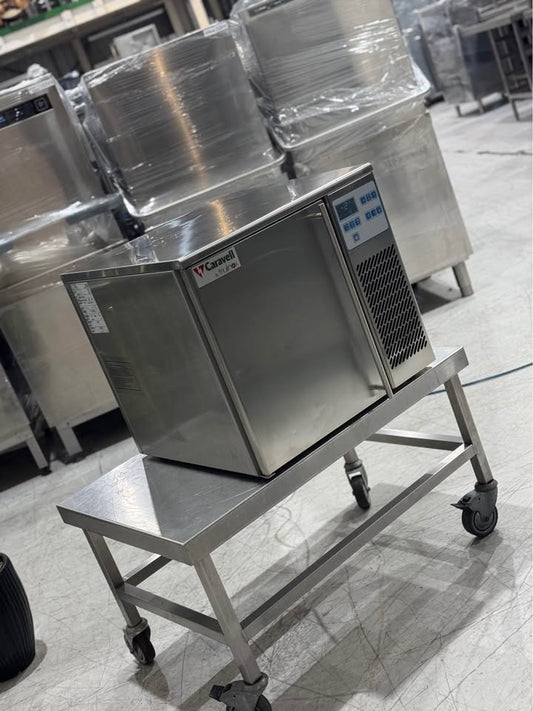 Commercial Quality Caravell Blast Chiller / Freezer